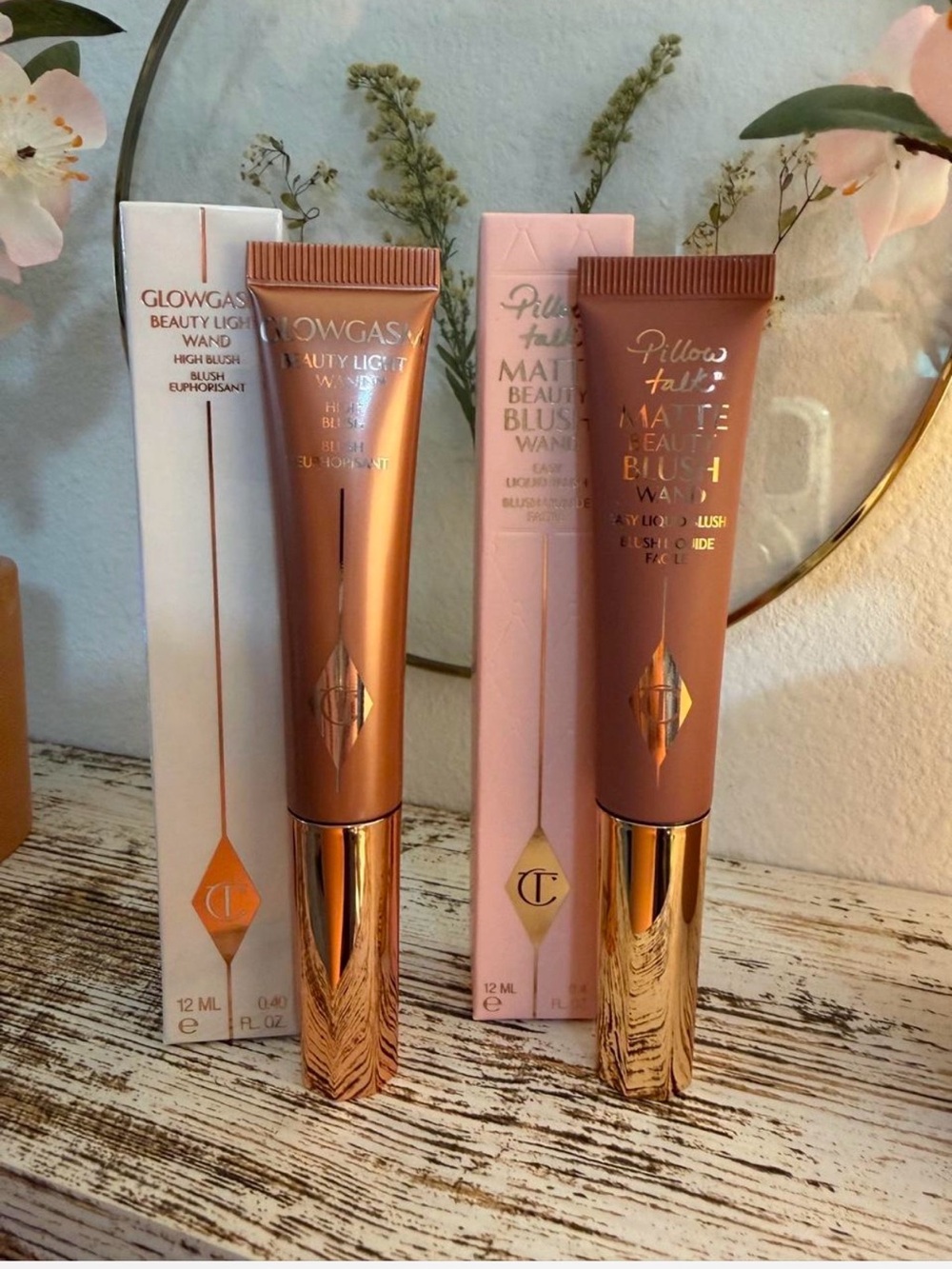 Charlotte Tilbury Matte Beauty Blush & glow Wands — Pink Peach Shades
